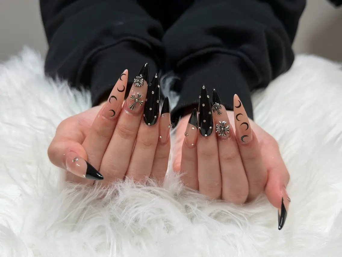 ネイル ハンドネイル BERA NAILSのネイルデザイン