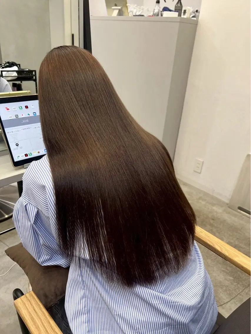 ロング パーマ 縮毛矯正 🍒モテ暖色カラー × うる艶✧ ゆなのヘアスタイル