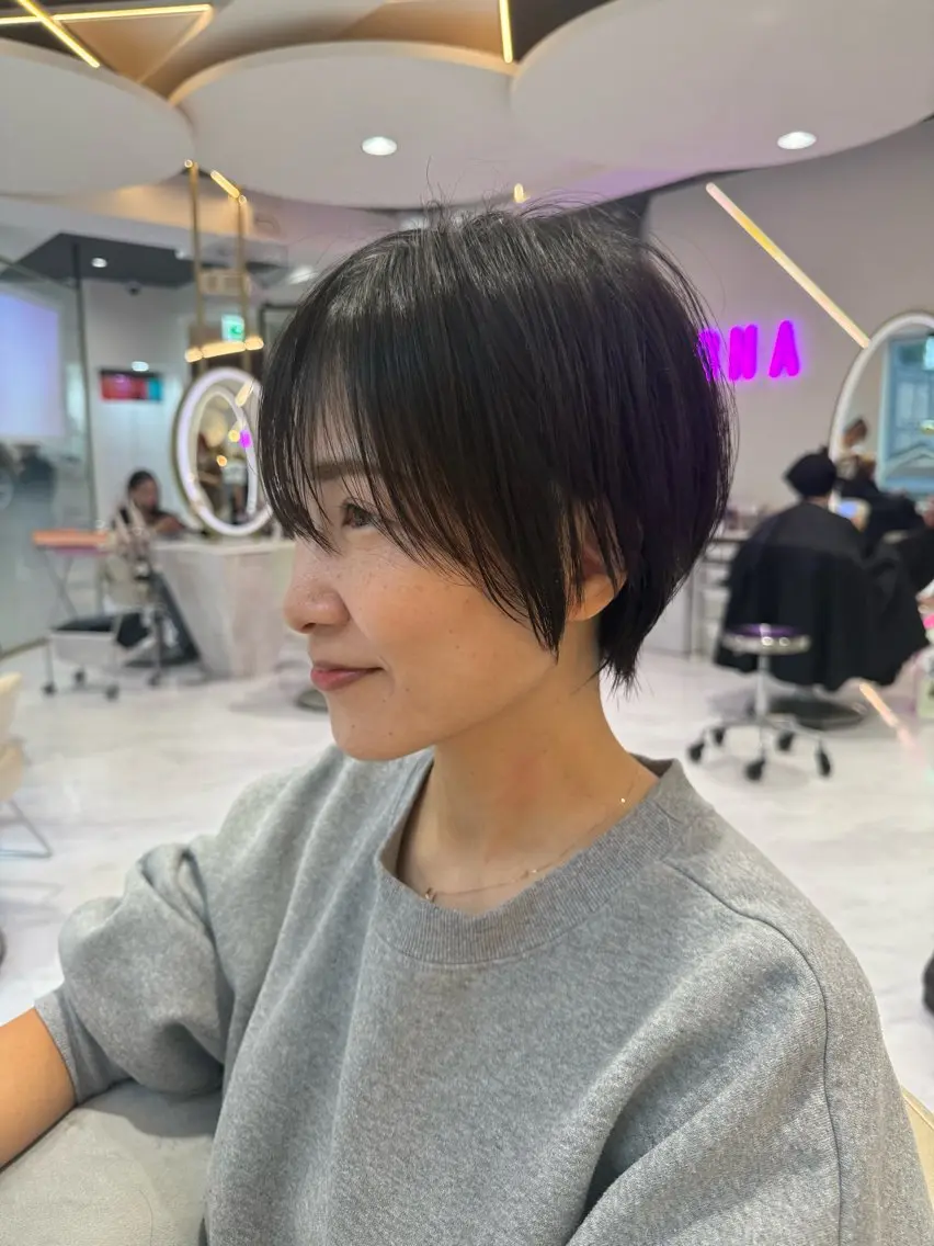 ショート カラー 似合わせカット ショートヘア 小顔カット カット ヘアカラー トリートメント 🌟TOSHI/透明 感カラー/ショートのヘアスタイル