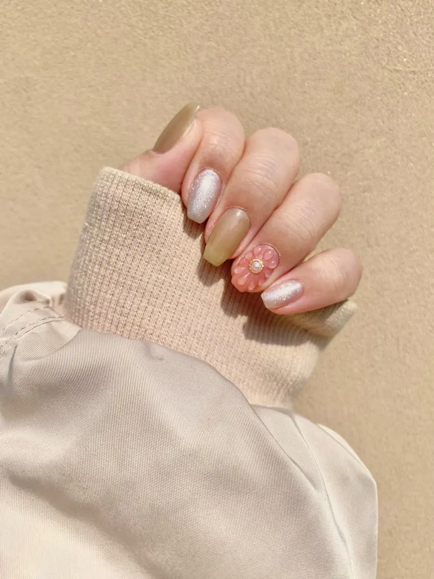 ネイル アートネイル フラワーネイル ぷっくりネイル 春ネイル ハンドネイル 上野 杏菜のネイルデザイン
