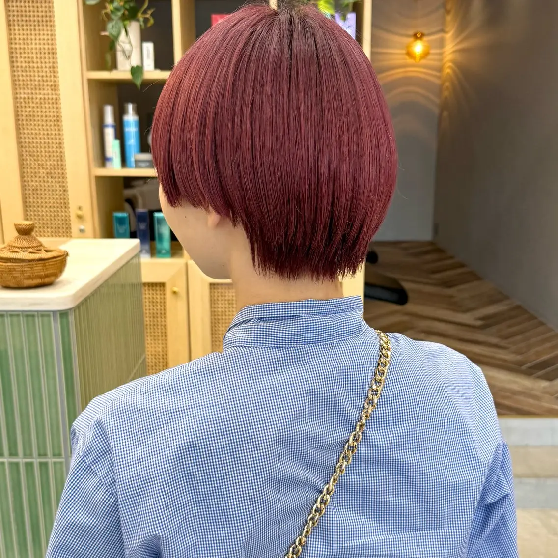 ショート ショートヘア カット ヘアカラー 艶ブリーチカラー✨ ボブレイヤーSakiのヘアスタイル