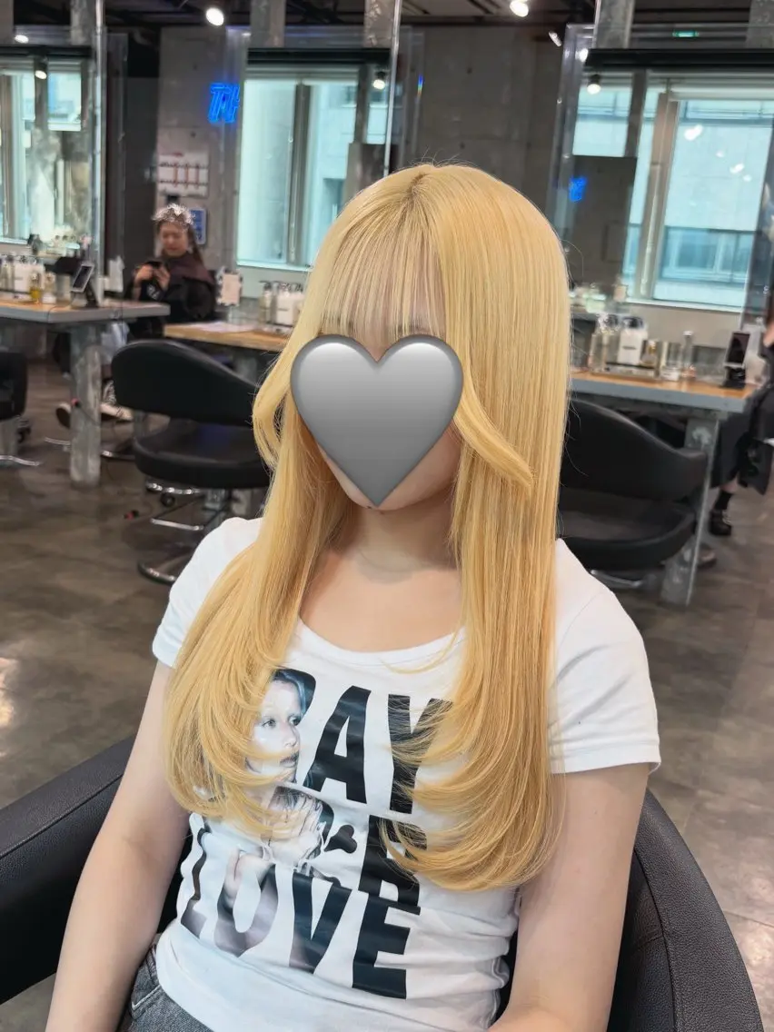 ロング カラー ハイトーン 横浜💞ミオのヘアスタイル