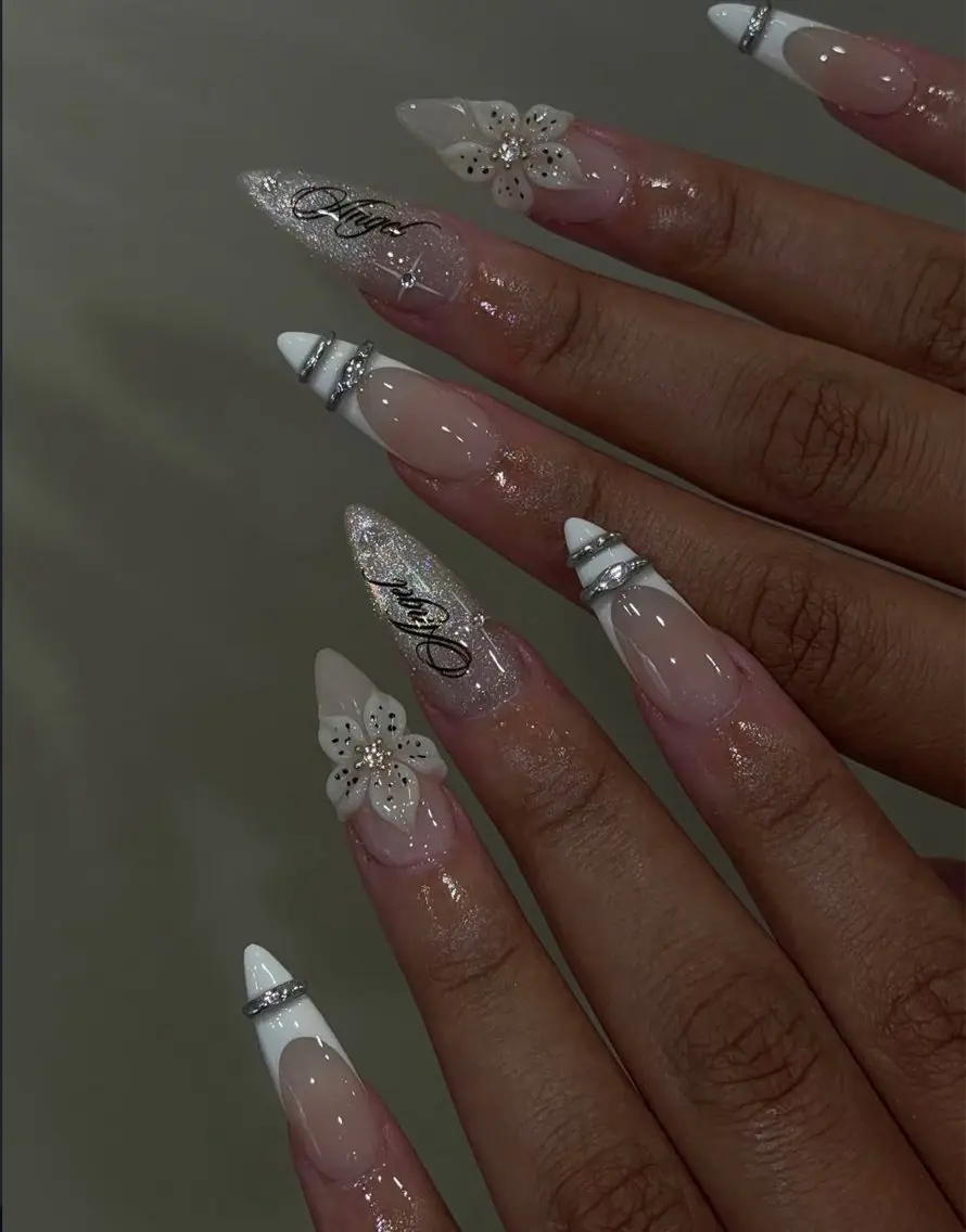 ネイル ハンドネイル NiJi Nailsのネイルデザイン
