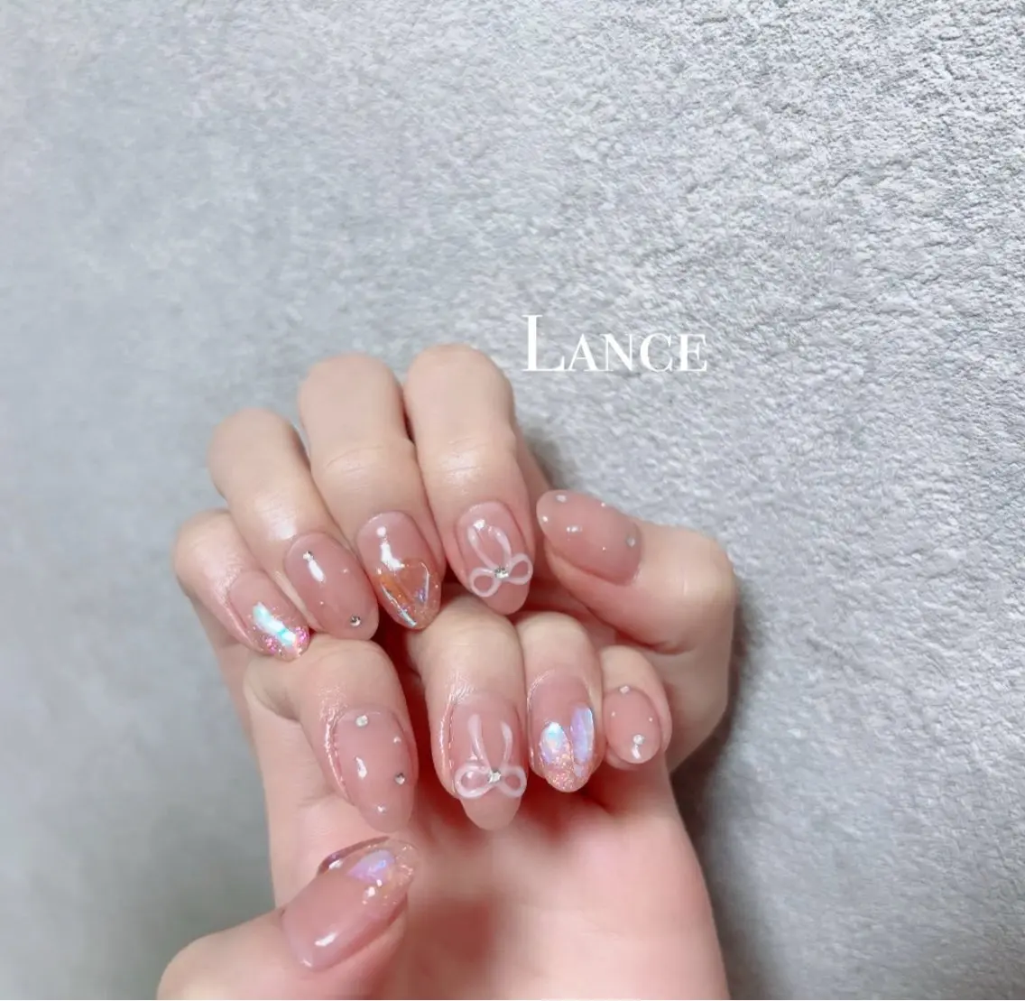 ネイル オーロラネイル フレンチネイル キラキラネイル 韓国ネイル 春ネイル Lance nailのネイルデザイン