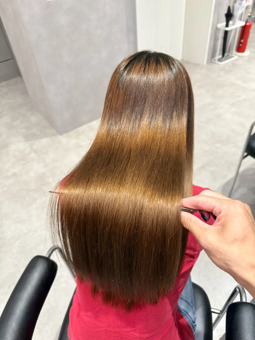 ロング カラー パーマ ヘアアレンジ 髪質改善 縮毛矯正 トリートメント ストレートパーマ カット トリートメント ヘアセット 縮毛矯正/髪質改善/ ブリーチ毛/木元渓太のヘアスタイル