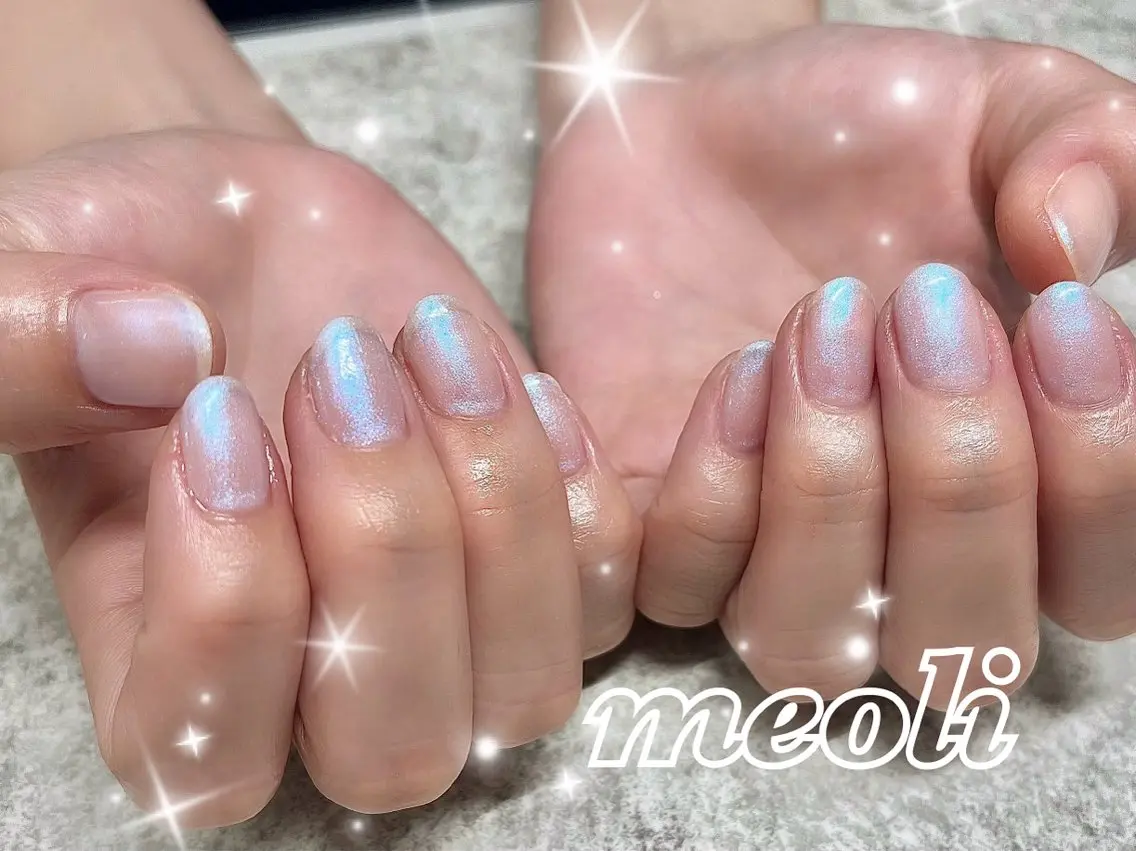 ネイル オーロラネイル ブルー ワンカラーネイル シンプルネイル nail salon meoli　アヤのネイルデザイン