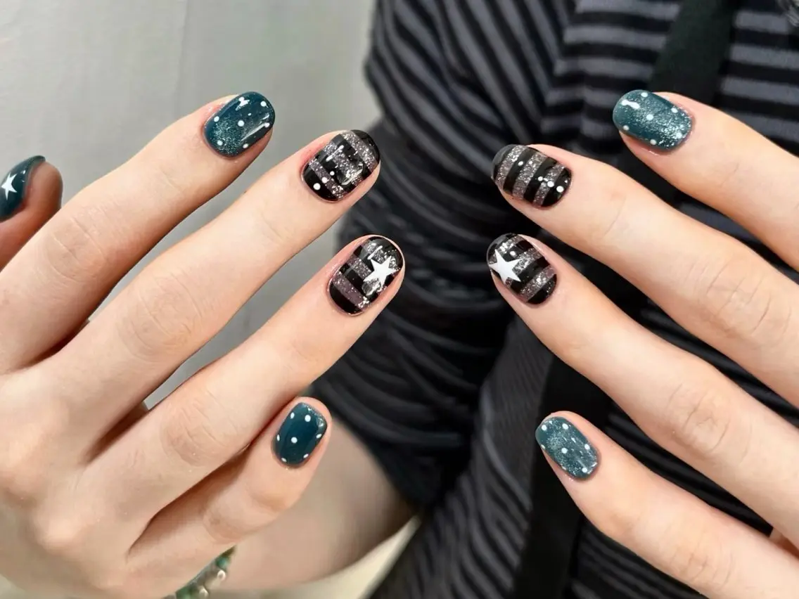 ネイル チークネイル 長さ出し フットネイル フレンチネイル ジェルネイル Saran Nailstudioのネイルデザイン
