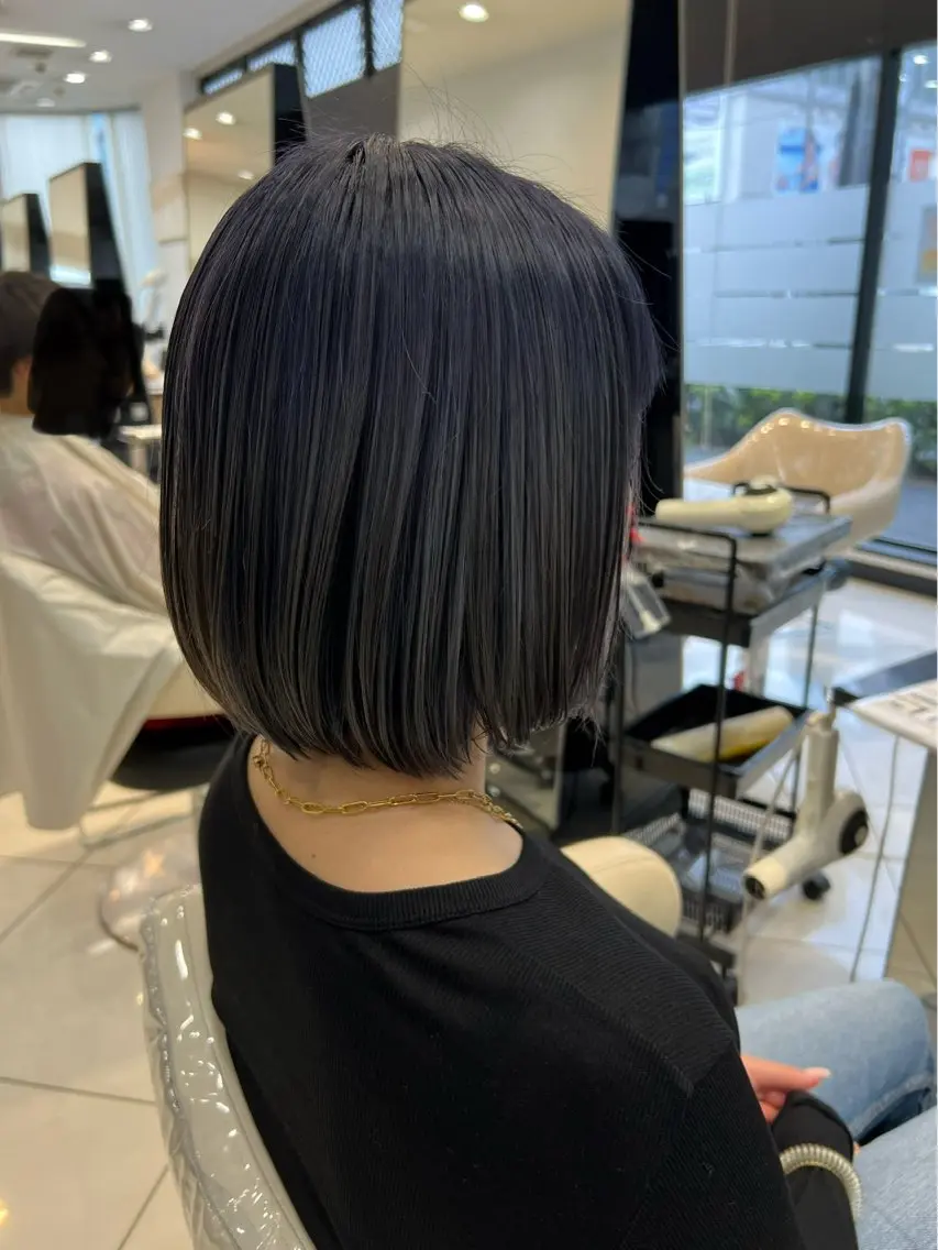 レディースカット＋カラー＋トリートメントの写真