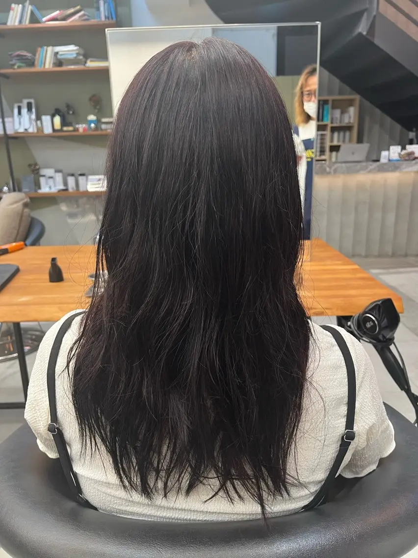 ロング ヘアカラー 縮毛矯正⚡️カラー いいじまのヘアスタイル