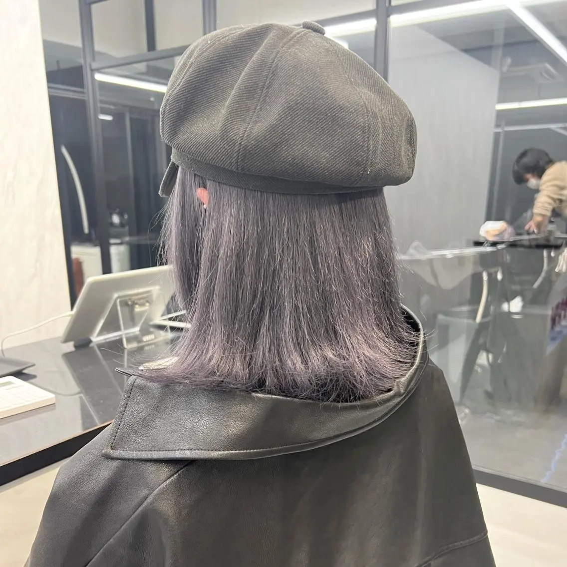 セミロング カラー シールエクステ ハイトーンカラー エクステ ヘアカラー シールエクステ特化 ハイトーン、NANAのヘアスタイル