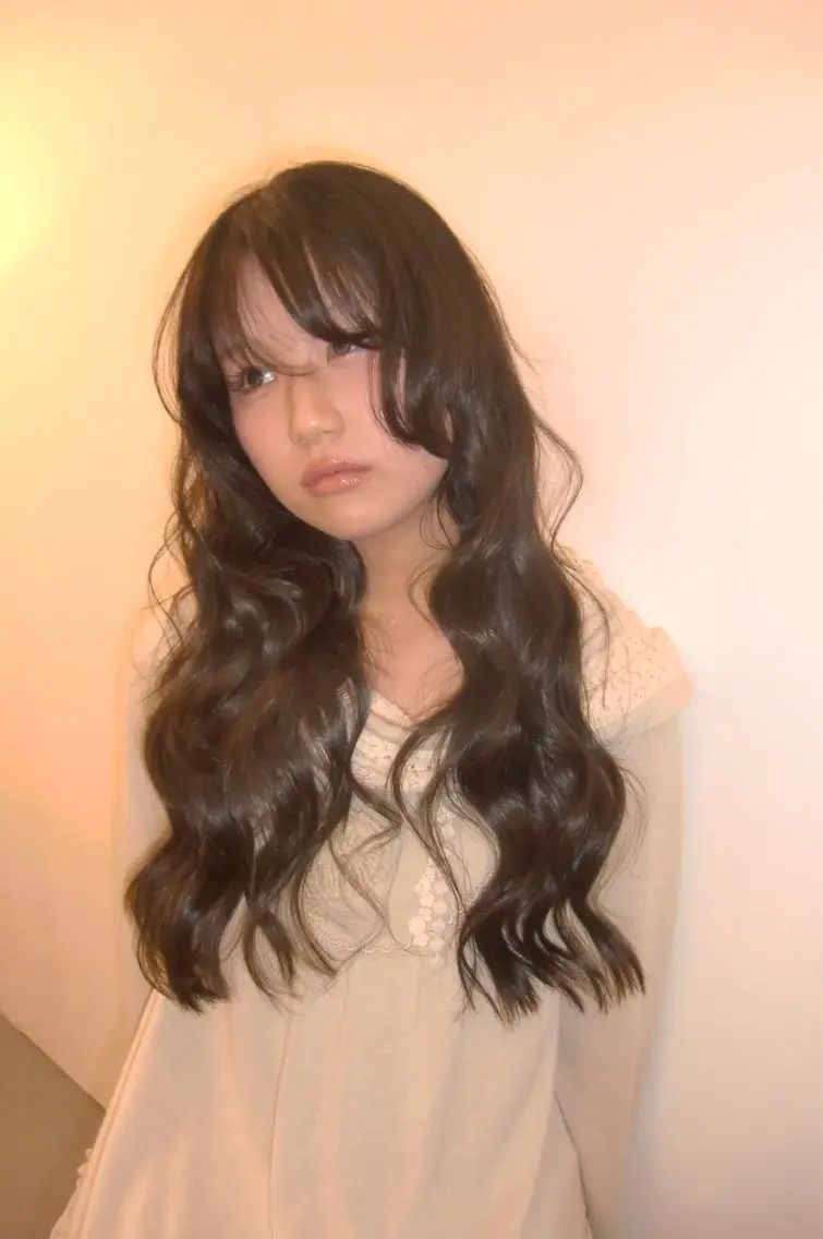 ロング 【HI / YA】 ｓｕｚｕのヘアスタイル