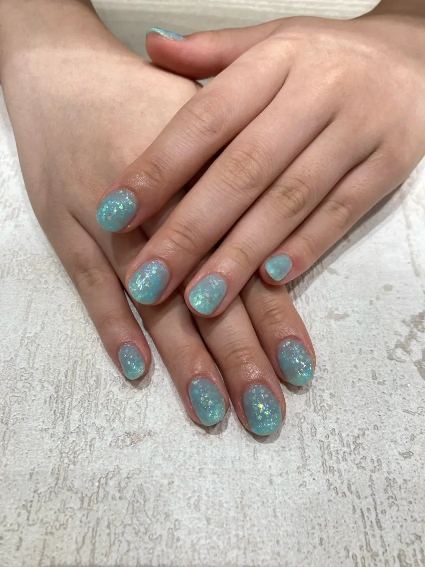 ネイル ラメ(グリッター) ワンカラーネイル ハンドネイル Cherie🫧 🌿NAOMIのネイルデザイン