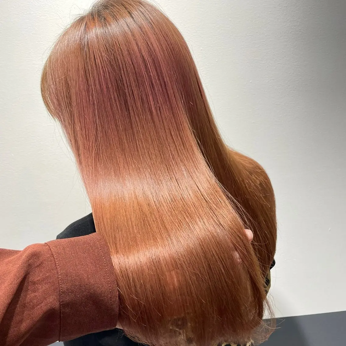 ロング 縮毛矯正 YUDAIブリーチ• カラー/心斎橋•難波のヘアスタイル