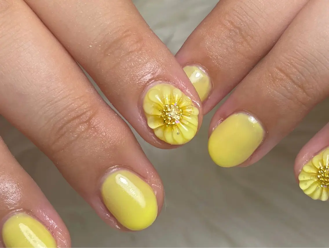 ネイル SunnyRoa aguri ୨୧˖*のネイルデザイン