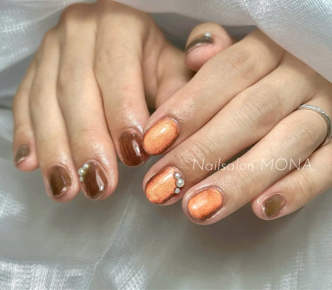 ネイル マグネットネイル オレンジ Nailsalon MONA.のネイルデザイン