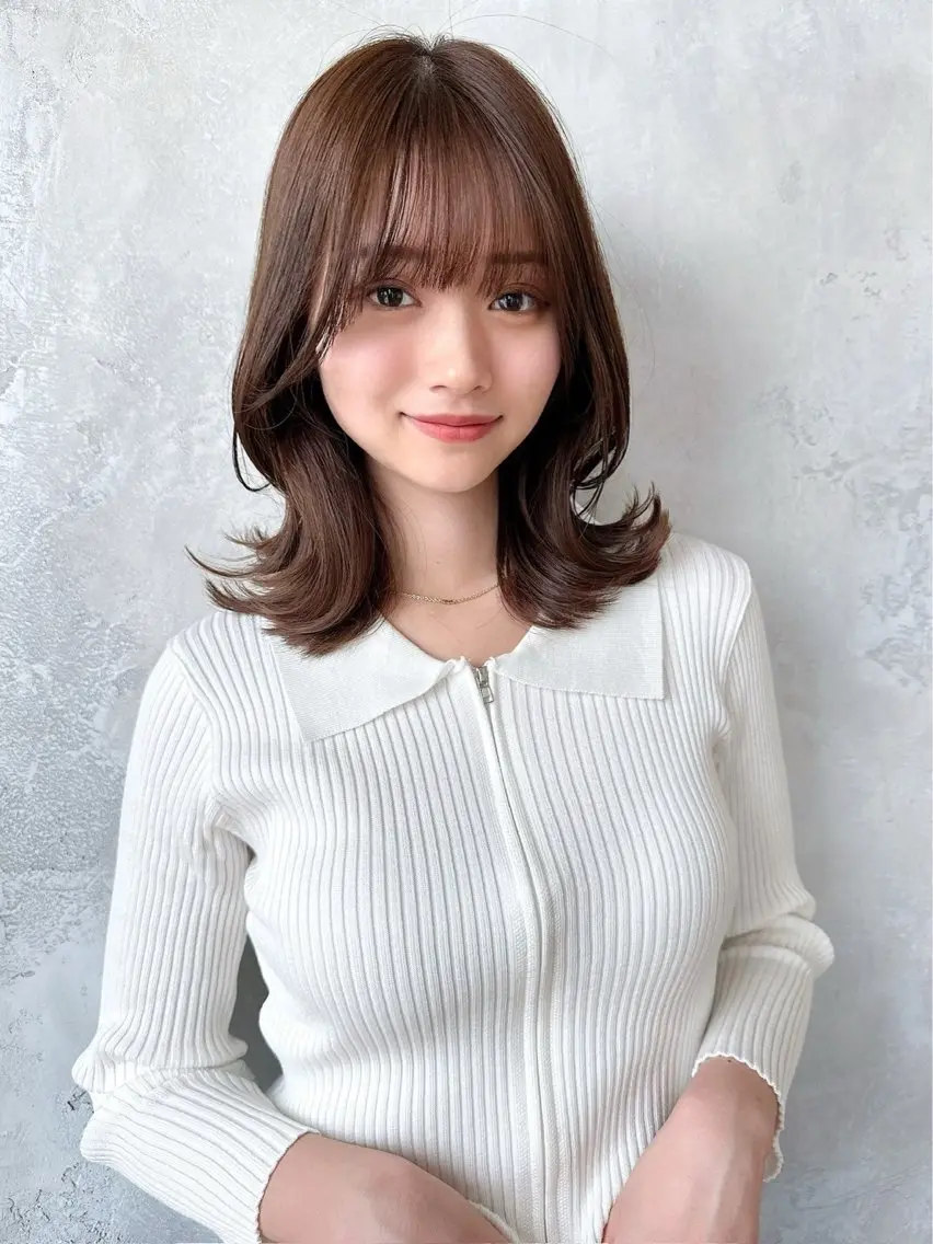 ミディアム 銀座/レイヤー 顔周りカット溝手優太のヘアスタイル