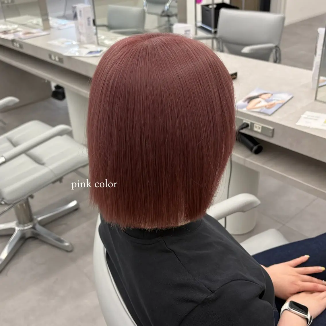 ショート カラー ヘアカラー 🎀ハイトーン🎀 ケアブリーチmikuのヘアスタイル