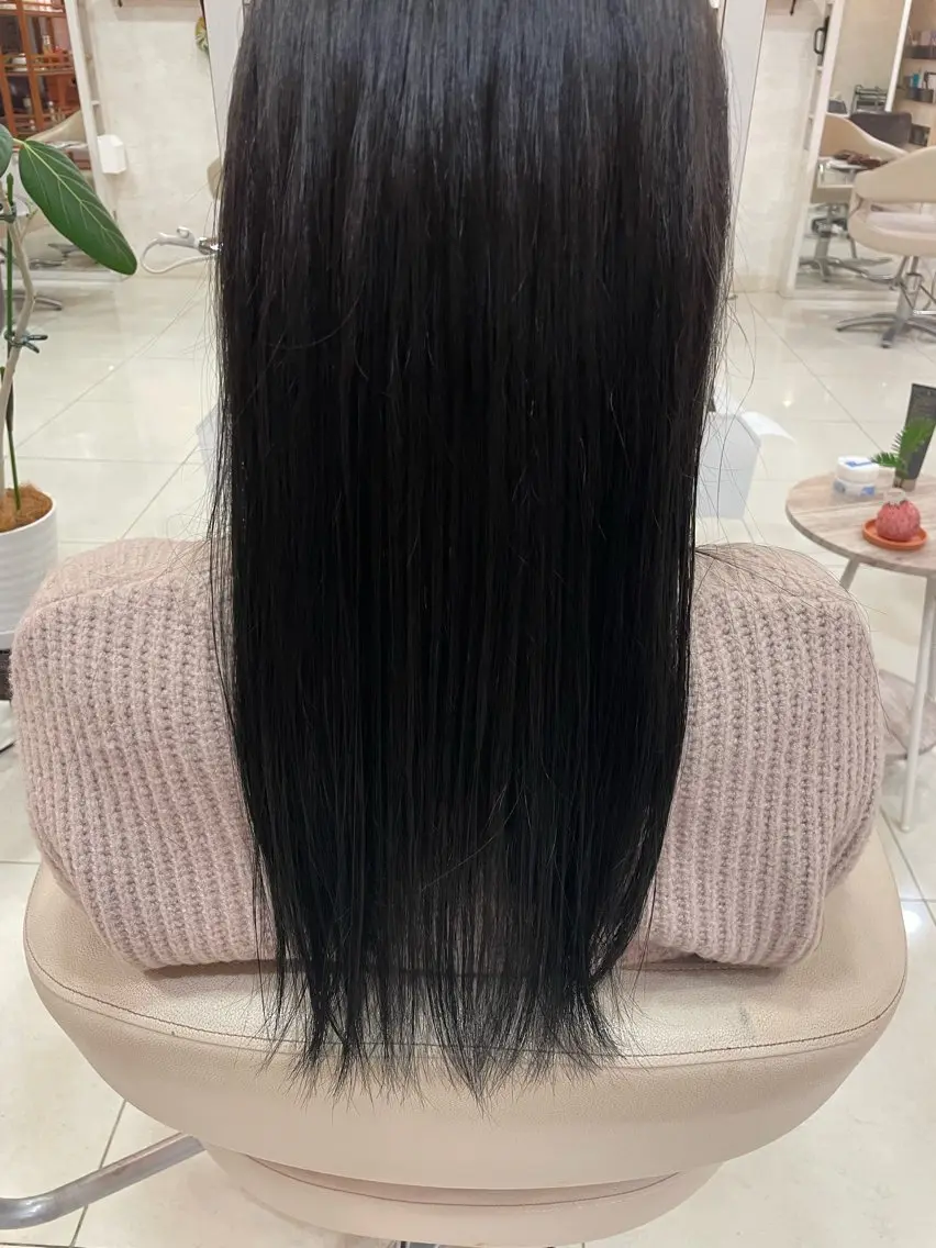 ロング カラー ヘアカラー 石垣 颯士のヘアスタイル
