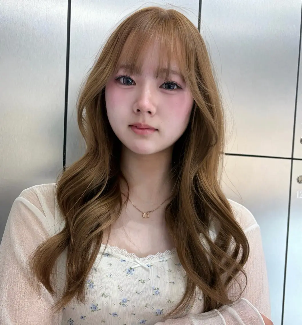 ロング ヘアカラー トリートメント ヘアセット vivie Madokaのヘアスタイル