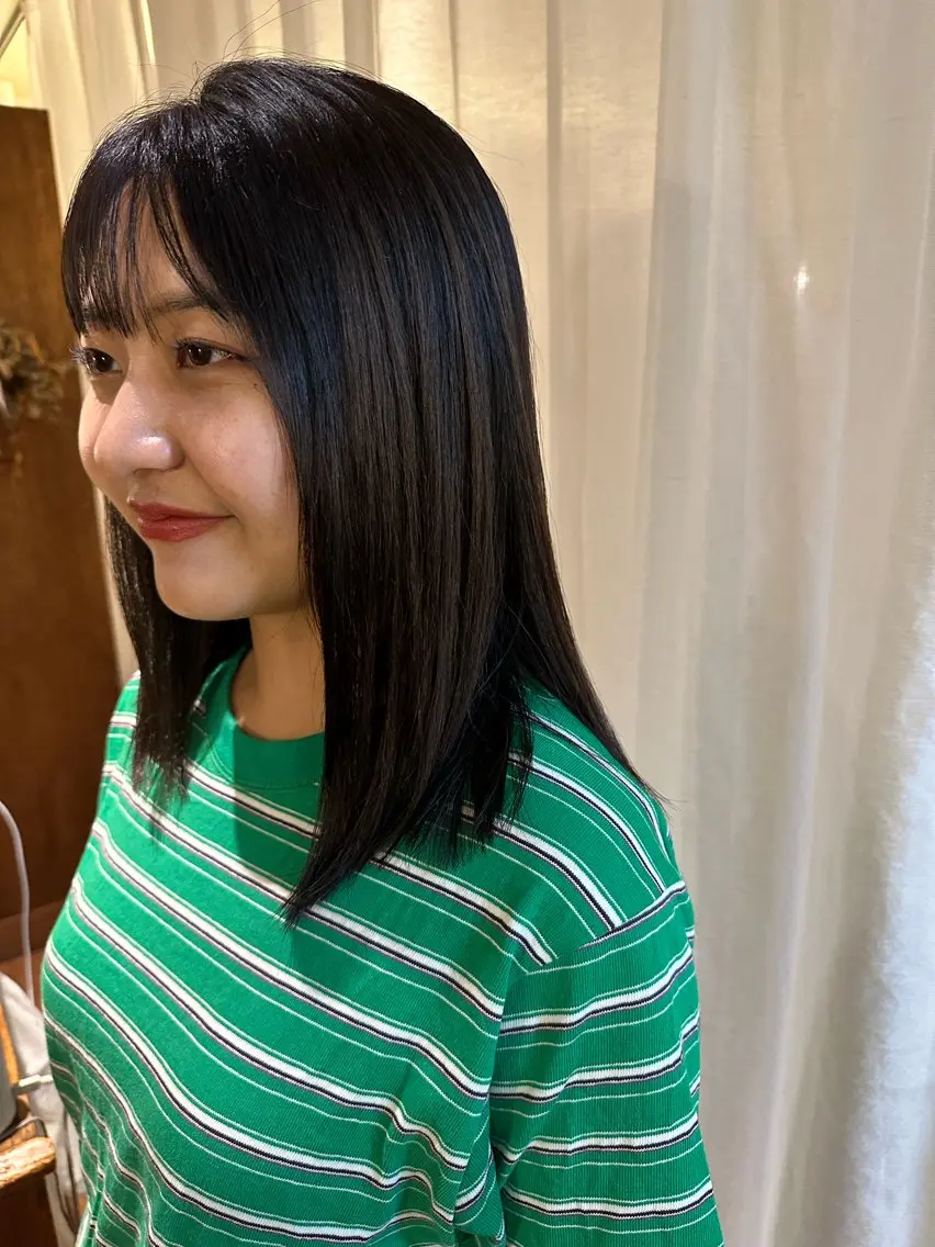 ミディアム かつやま めいのヘアスタイル