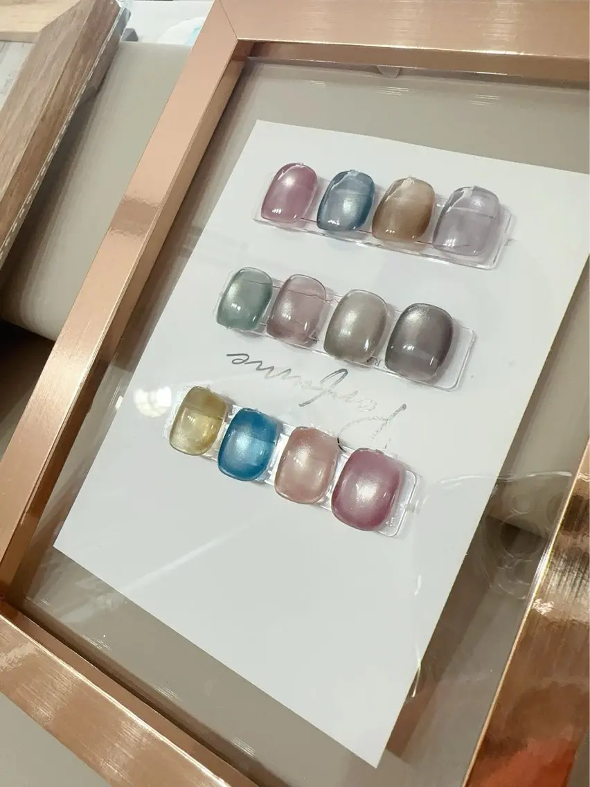 ハンドネイル Jessica 119のネイルデザイン