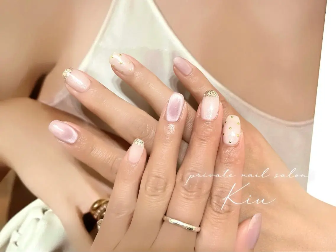 ネイル ジェルネイル ミラーネイル ニュアンスネイル オフィスネイル ショートネイル kiu nailsalonのネイルデザイン