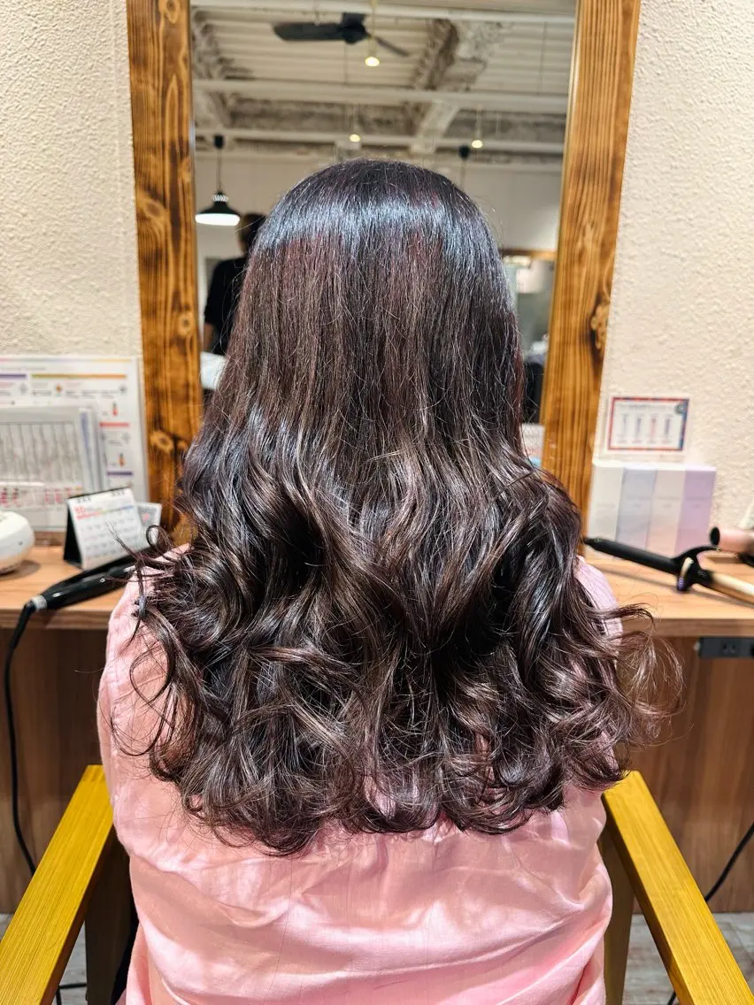 カラー カイン トゥゾーのヘアスタイル