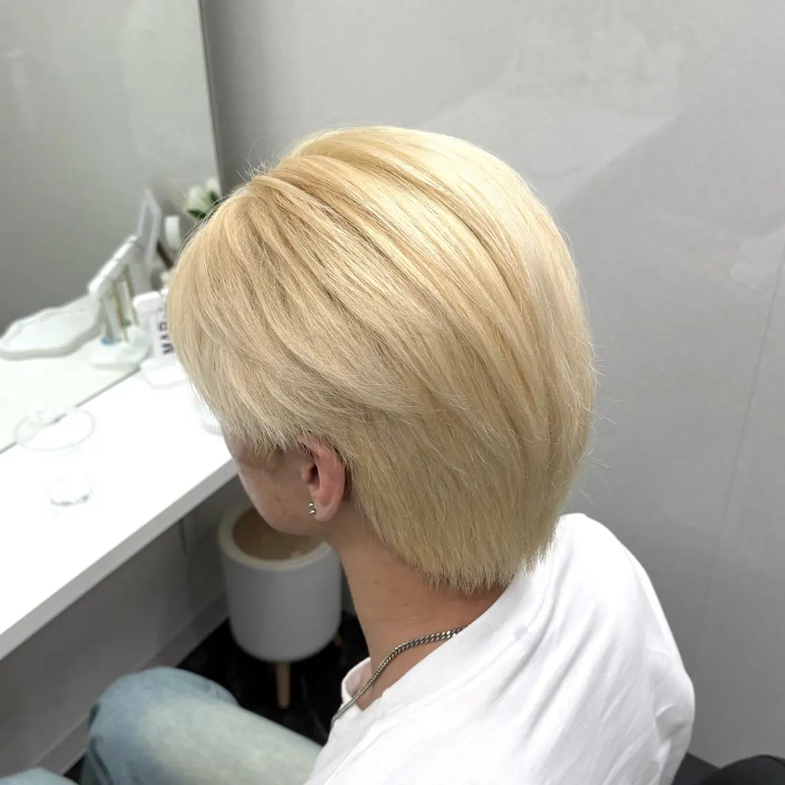 カラー ベージュカラー ブリーチ ブロンド デザインカラー グレージュ ヘアカラー トリートメント 天神/ケアブリーチ/ 髪質改善/上質艶髪のヘアスタイル