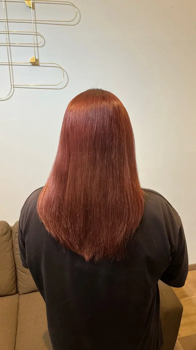 ヘアカラー 黒滝 真歩のヘアスタイル