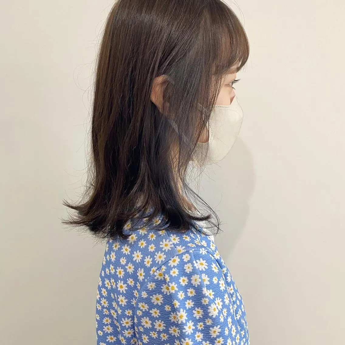 セミロング 川野 彩海のヘアスタイル