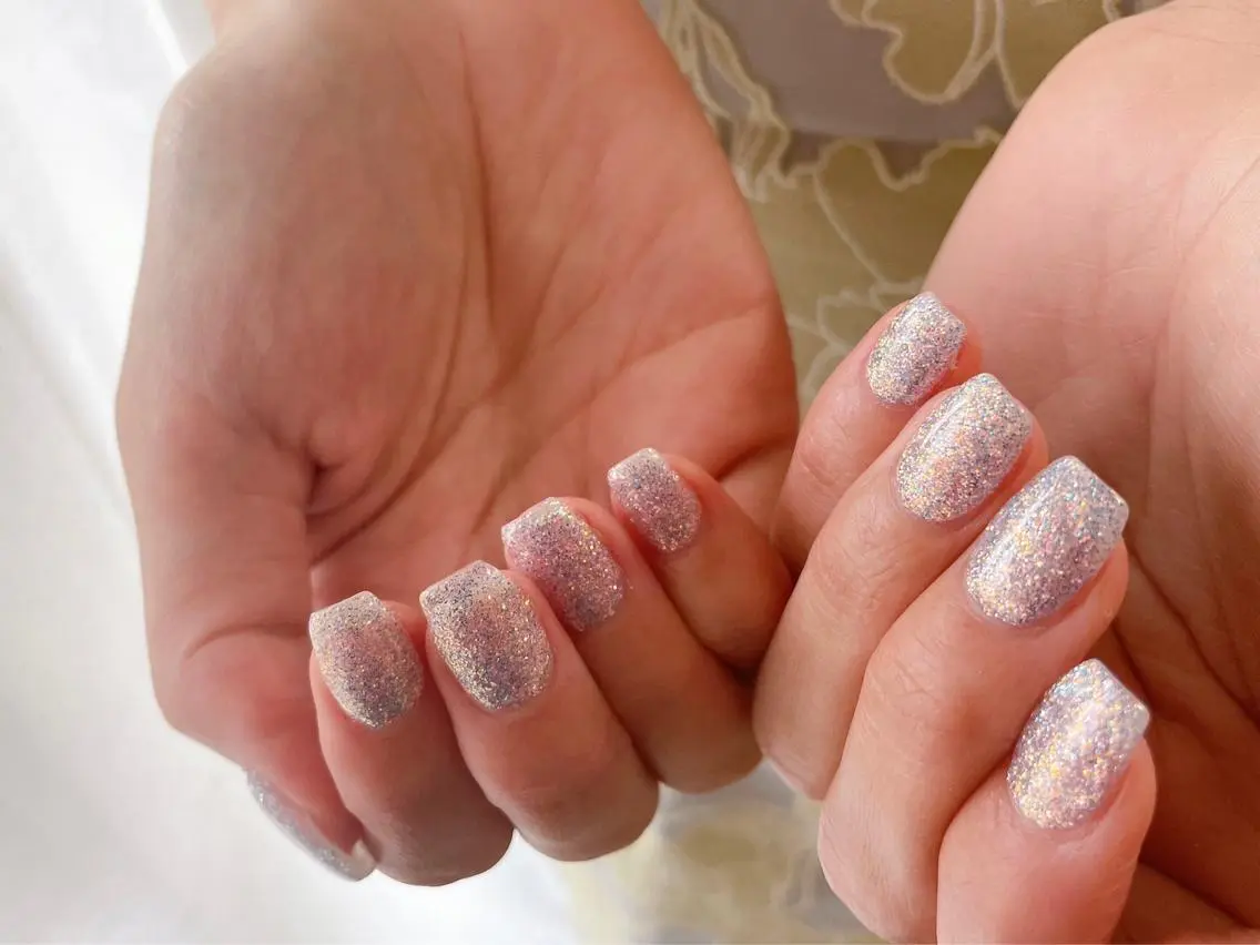 ネイル オーロラネイル フラワーネイル フットネイル フレンチネイル ジェルネイル ハンドネイル mogunail &blowのネイルデザイン