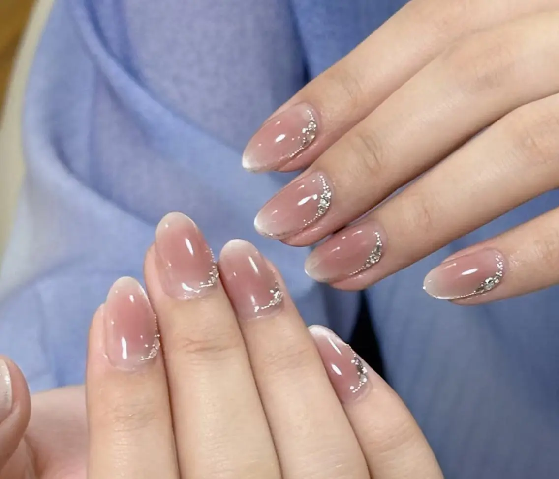 ネイル ハンドネイル エリ🫧 nail池袋東口のネイルデザイン