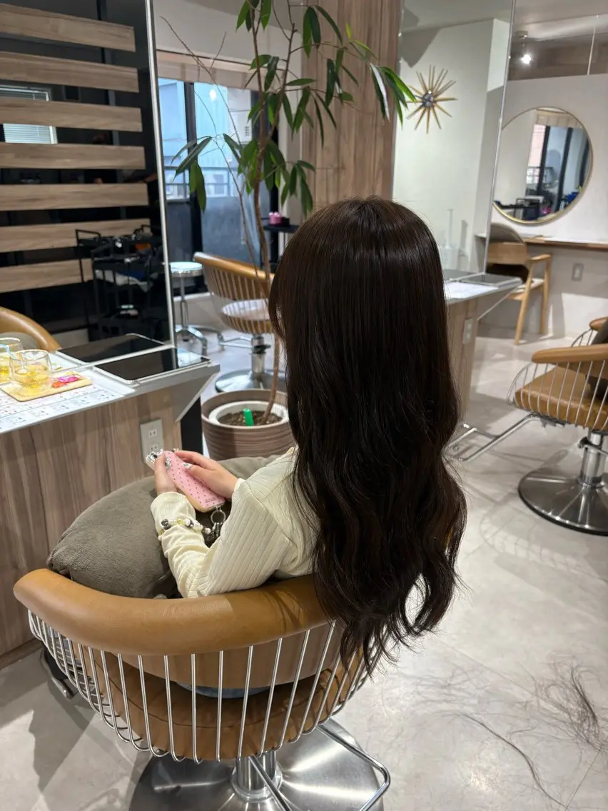 セミロング カラー アッシュ ベージュカラー 透明感カラー ヘアカラー 🍁毛流れカット/ 石山浩二🍁のヘアスタイル