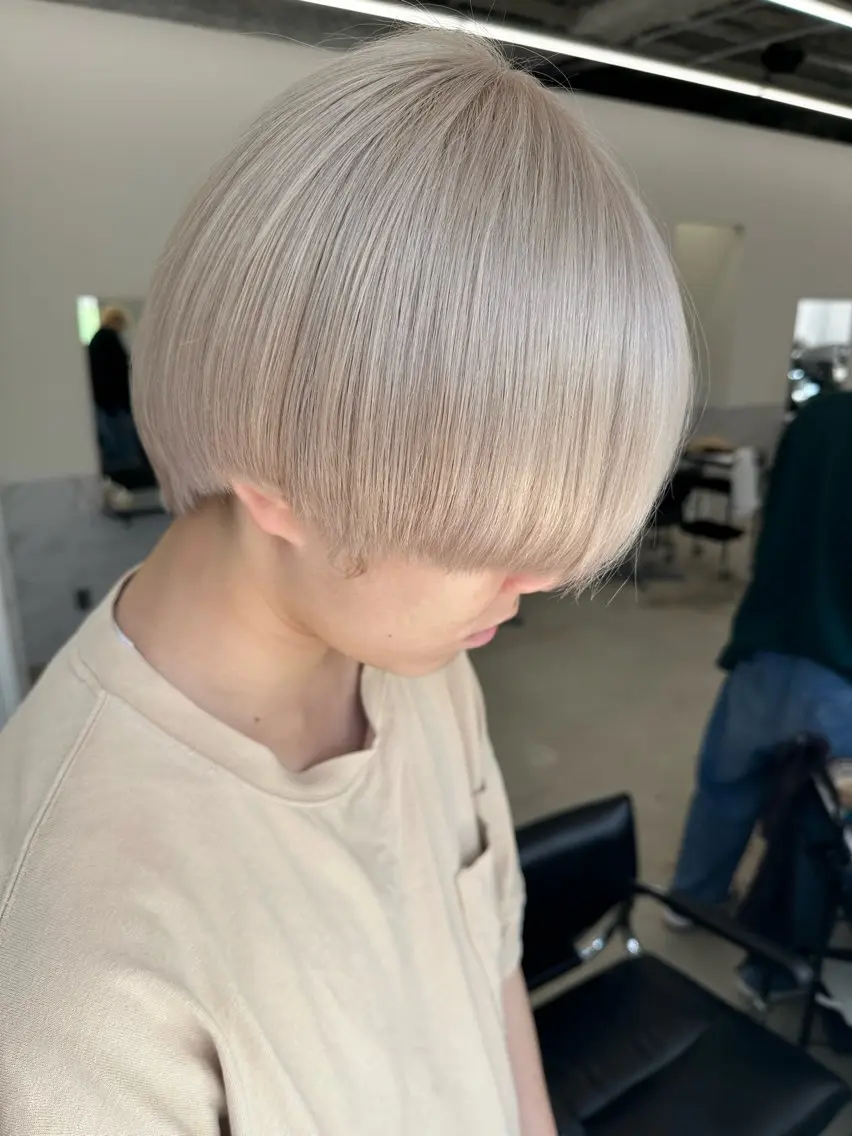 ショート カラー ブリーチ ケアブリーチ トリートメント ヘアカラー ブリーチ/ハイトーン 名古屋栄/SHIONのヘアスタイル