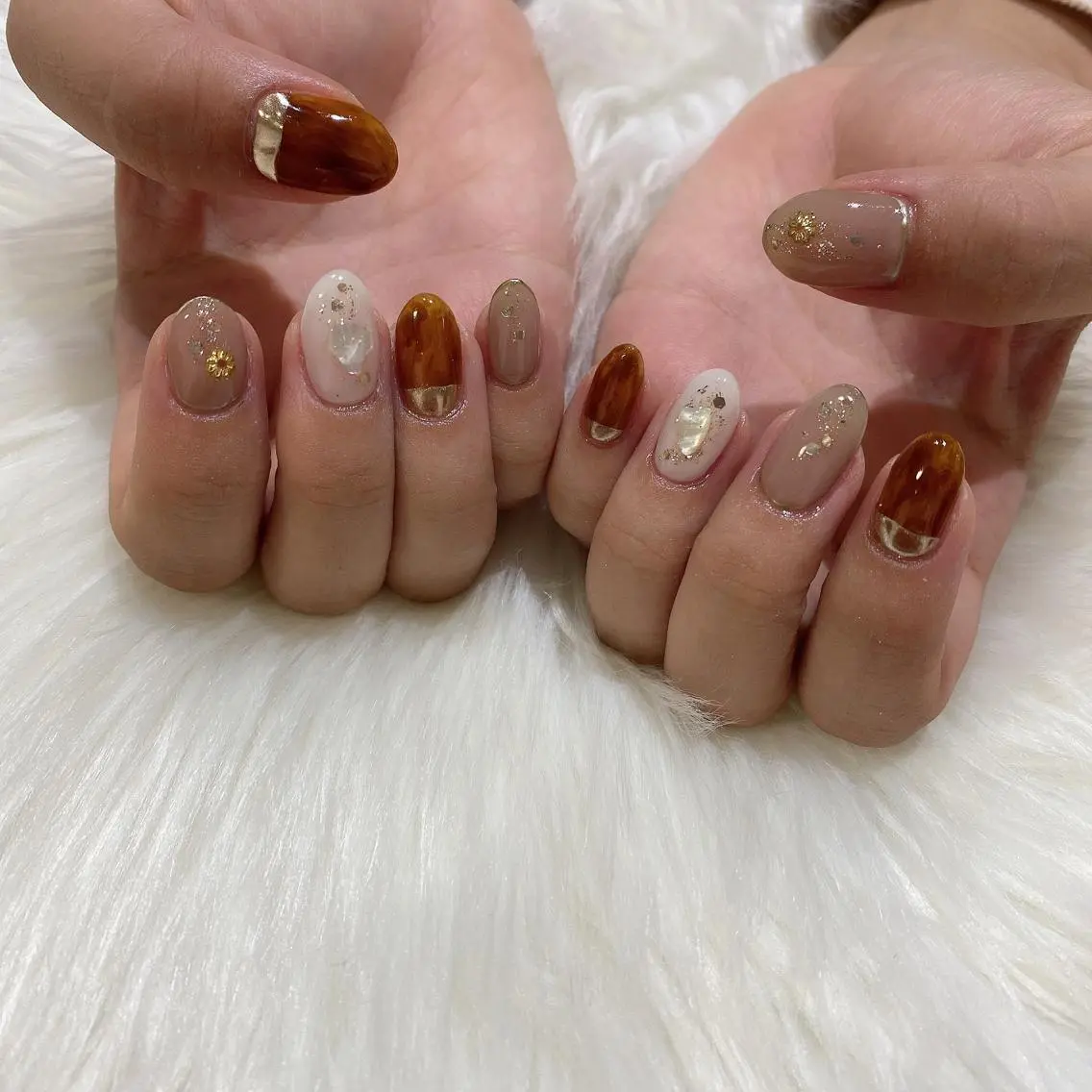 ネイル ハンドネイル 西岡 杏のネイルデザイン