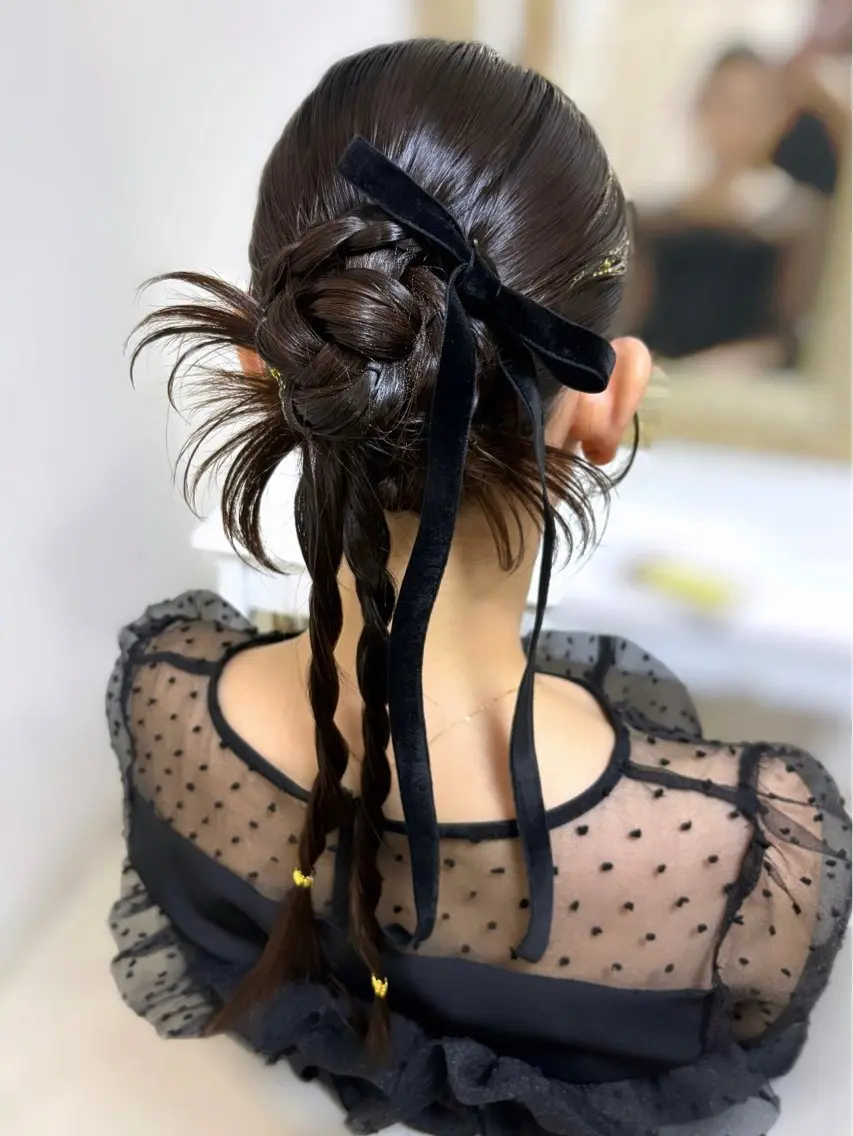 セミロング ヘアメイクサロン 梅田茶屋町のマツエク・マツパデザイン
