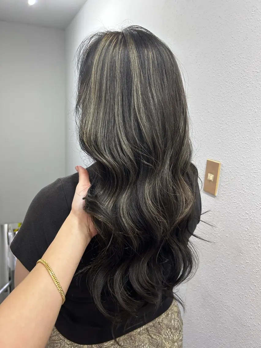 ロング ヘアカラー ヘッドスパ レイヤーStyle 🪽菜々実のヘアスタイル