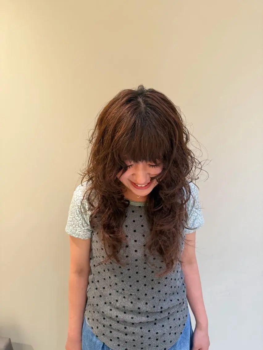 ロング パーマ イマイ ナゴミのヘアスタイル