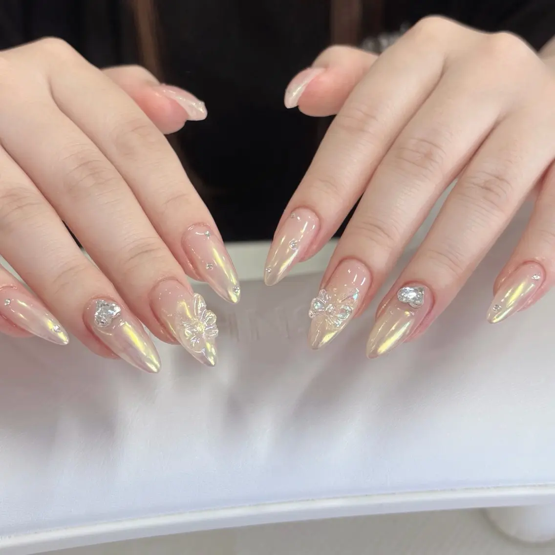 ネイル アートネイル オーロラネイル グラデーション ハンドネイル FLY Nail Salonのネイルデザイン