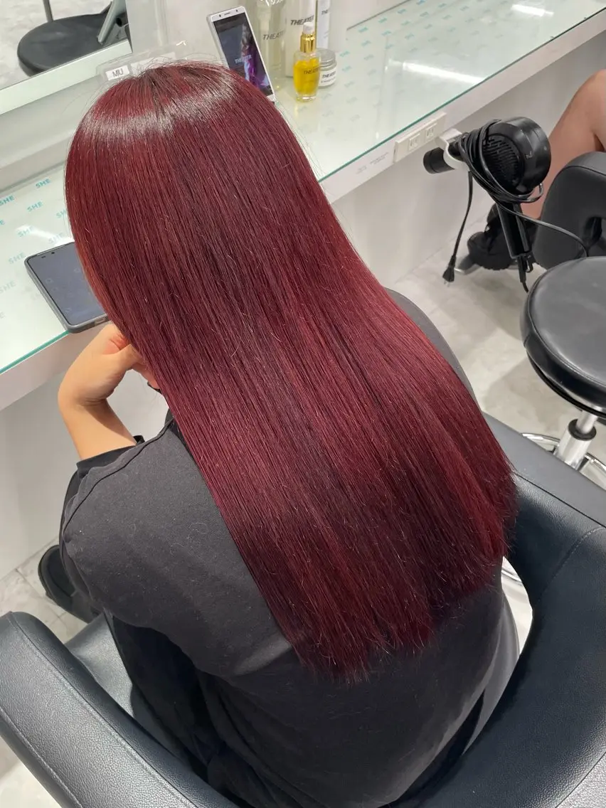 ロング カラー ヘアカラー トリートメント トレンド暖色ヘア🍒 miu🍒のヘアスタイル