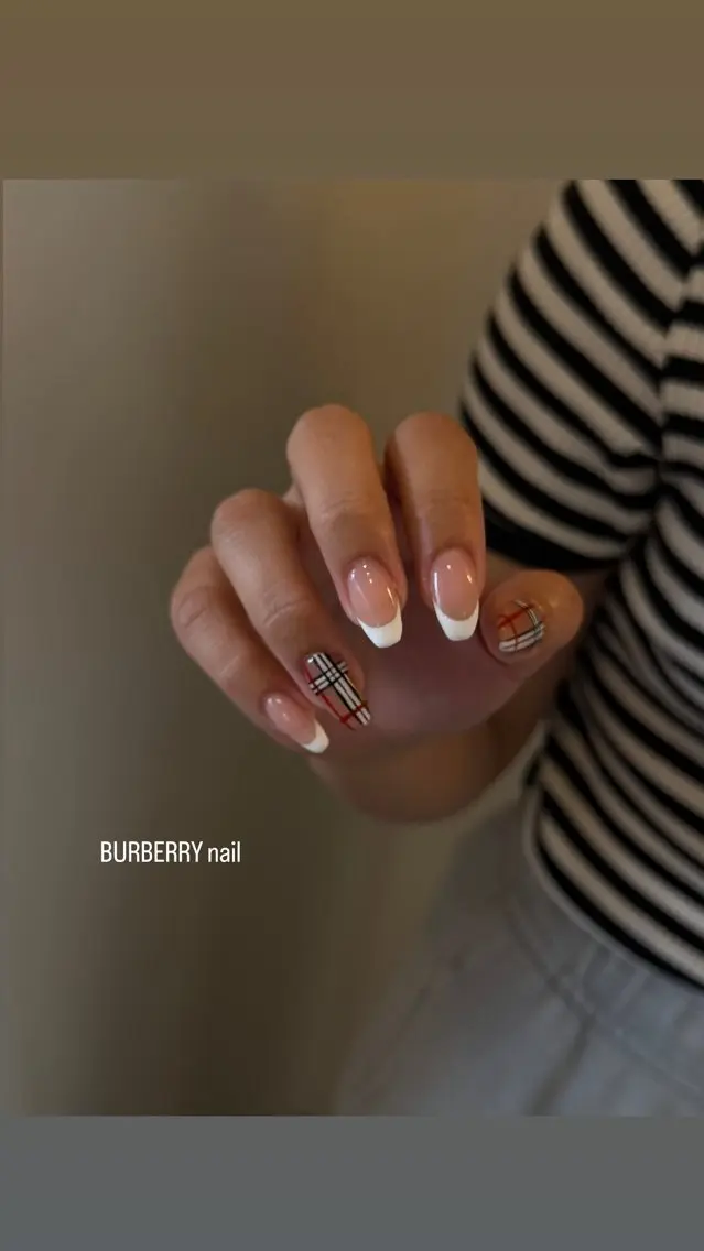 ネイル Vernis/ ネイルサロン古河のネイルデザイン