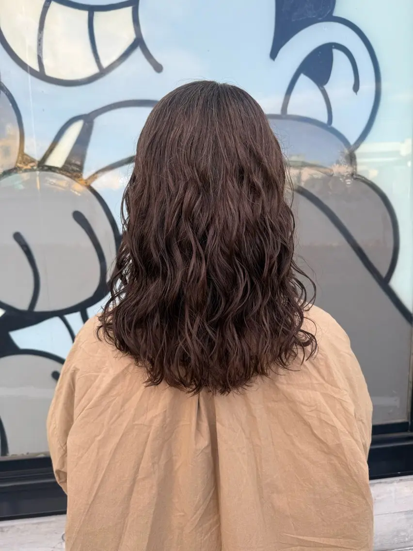 ミディアム カット ヘアカラー パーマ 🌞朝5分で簡単 おしゃれパーマ🌞のヘアスタイル