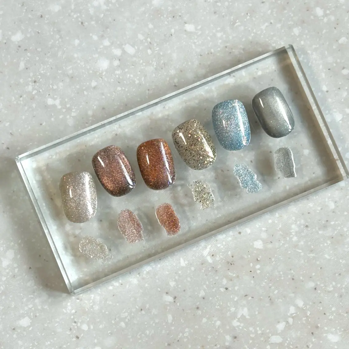 ネイル マグネットネイル ハンドネイル REVIA nailのネイルデザイン
