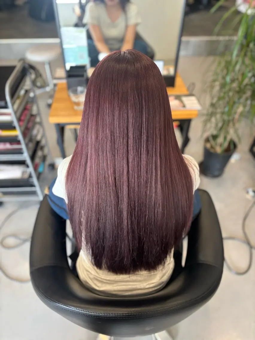 ロング カラー カット ヘアカラー 山路 結花のヘアスタイル