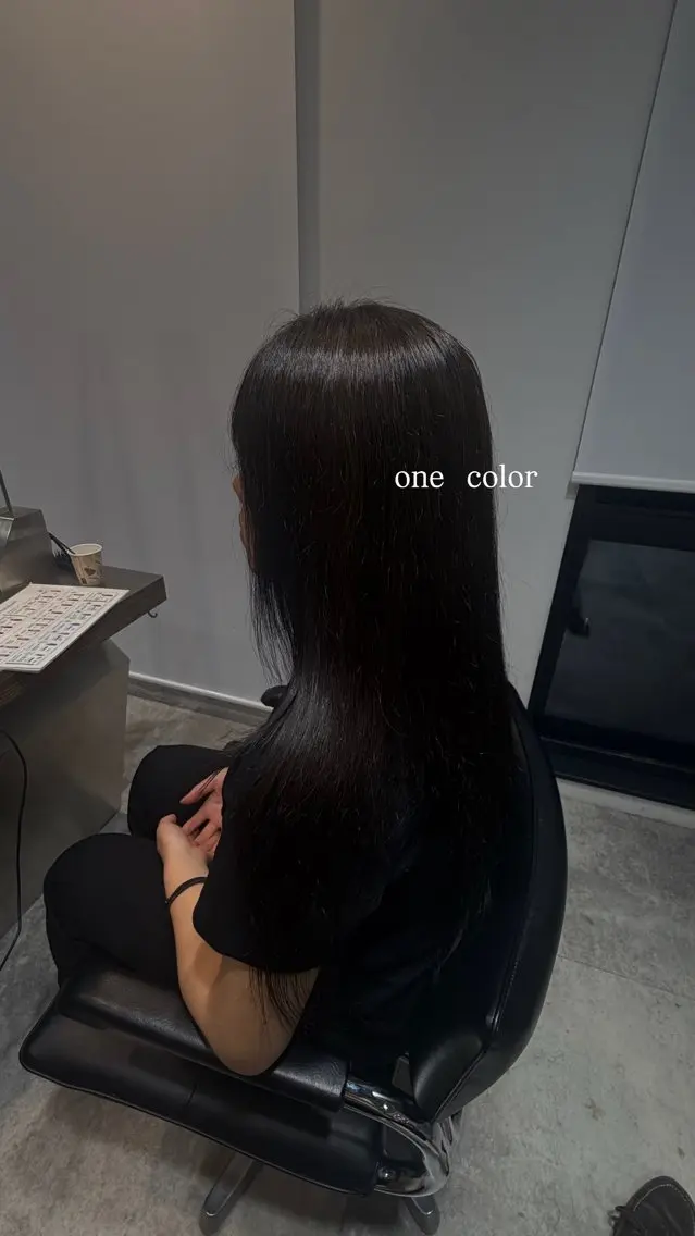 ロング カラー 槇野 皓介のヘアスタイル