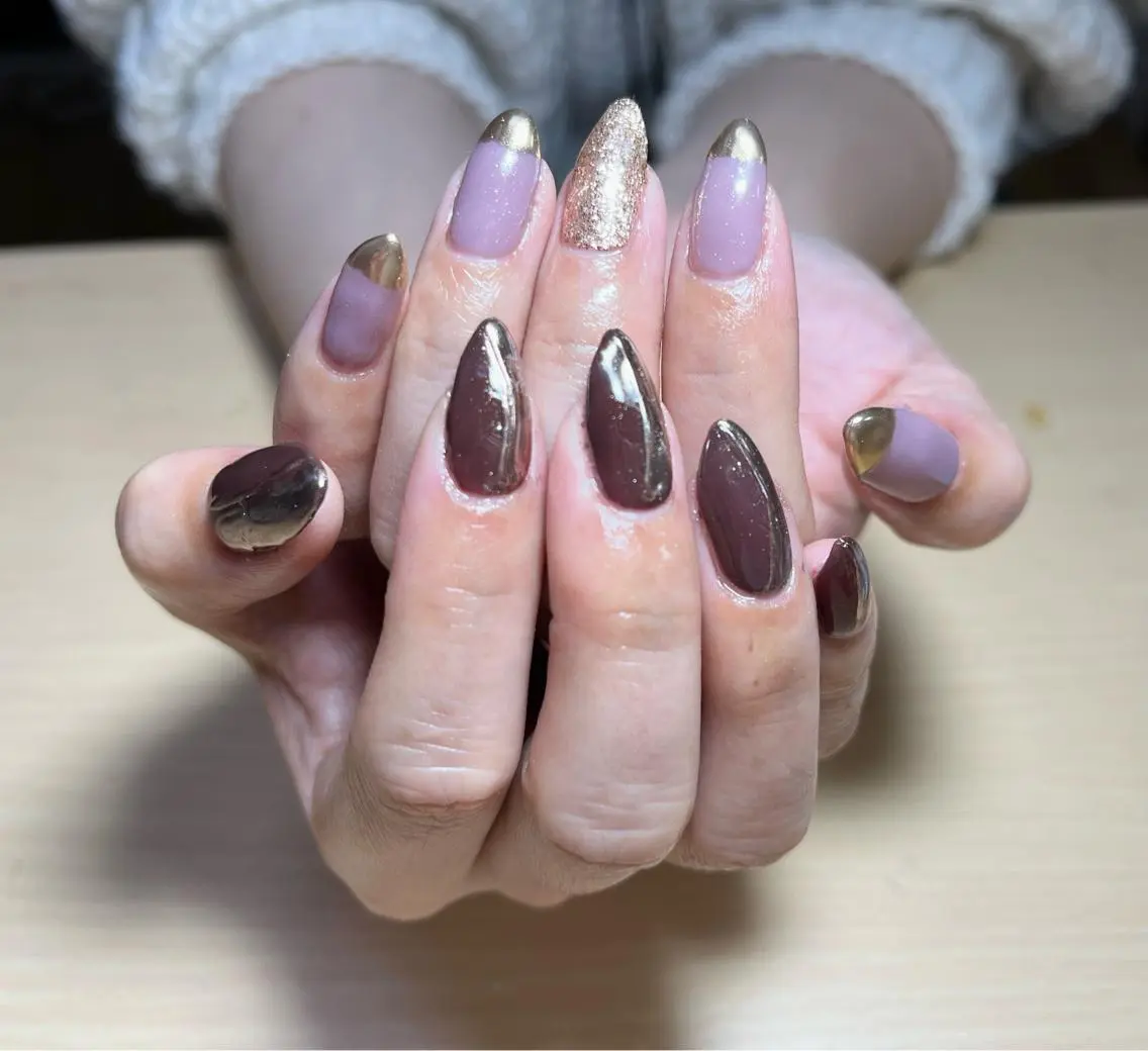 ネイル ジェルネイル ミラーネイル 冬ネイル クリスマス Mimi Nailのネイルデザイン