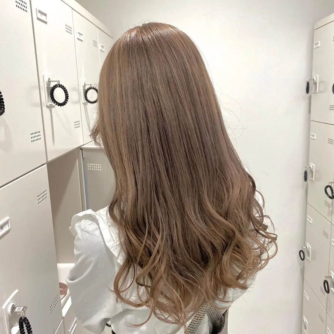 ロング カラー パーマ ヘアアレンジ メンズ キッズ ネイル マツエク・マツパ ベージュカラー ミルクティーベージュ 🦋haginoya miho🦋のマツエク・マツパデザイン