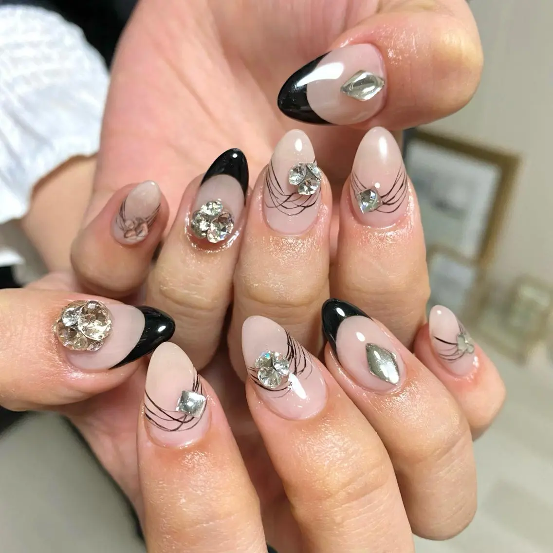 ネイル ハンドネイル Blomeel Nailのネイルデザイン