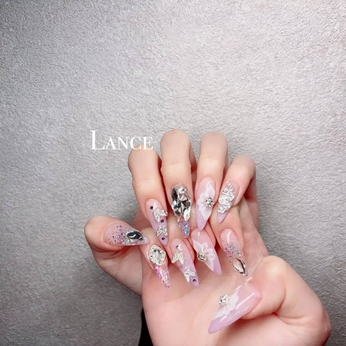 ネイル オーロラネイル キラキラネイル 韓国ネイル ラメ(グリッター) 春ネイル Lance nailのネイルデザイン