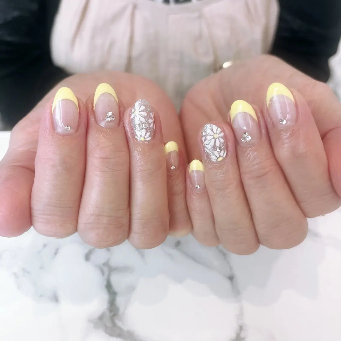 ネイル ドット フットネイル キラキラネイル 韓国ネイル マグネットネイル salon. Pualaのネイルデザイン